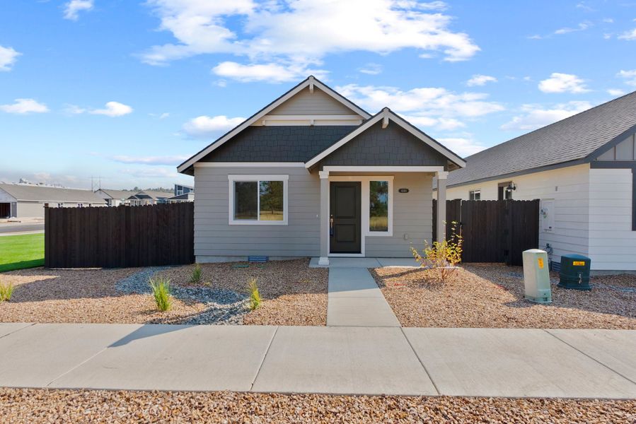 Representative exterior photo of a completed home built from the Astoria by MonteVista Homes in Feather Ridge, Redmond, OR (Image 1). Representative exterior photo of a completed home built from the Astoria by MonteVista Homes in Feather Ridge, Redmond, OR (Image 1).