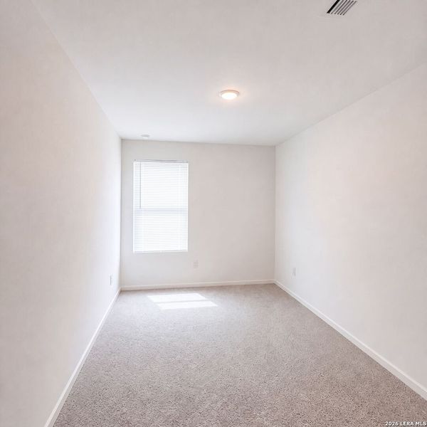 Spacious, unfurnished interior of a new home in Landon Ridge, San Antonio (Image 18).