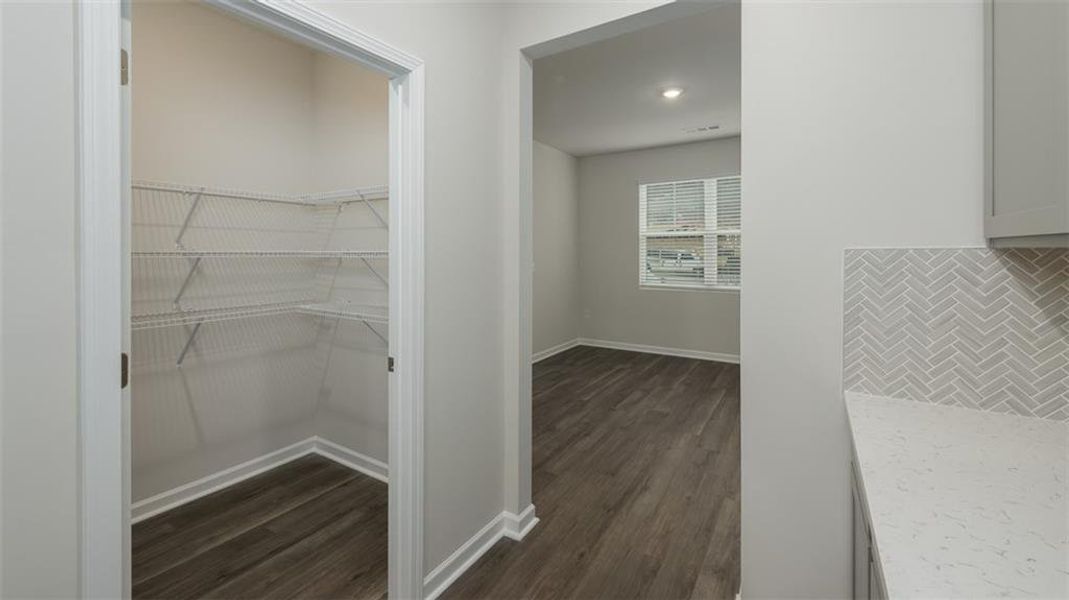 Spacious, unfurnished interior of a new home in Brooks Station, Dacula (Image 27).