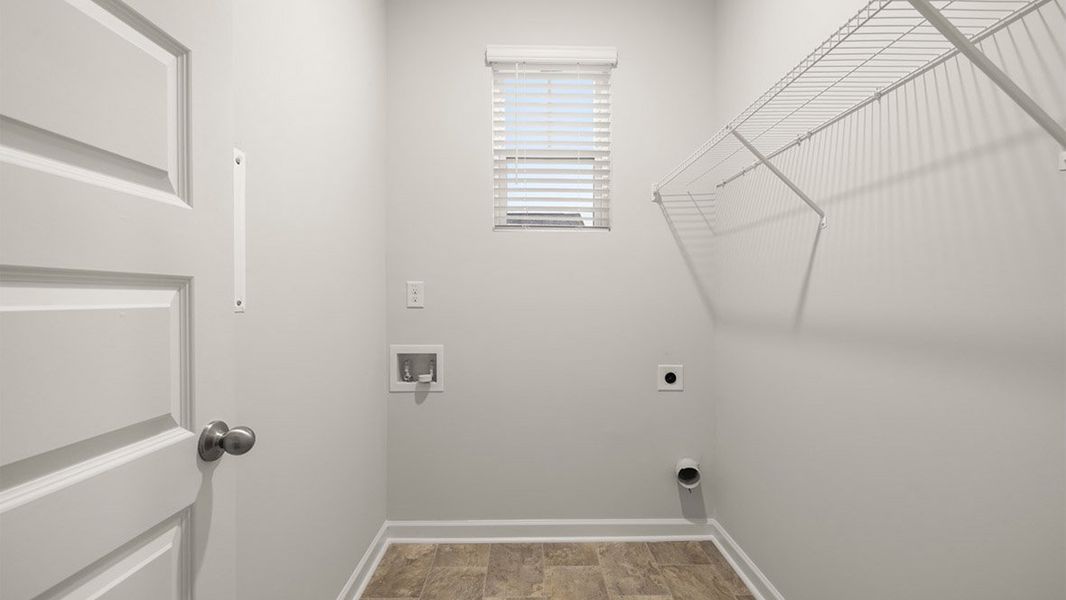 Representative unfurnished interior of a home built from the Allex by D.R. Horton in Captain's Corner, Grovetown (Image 35).