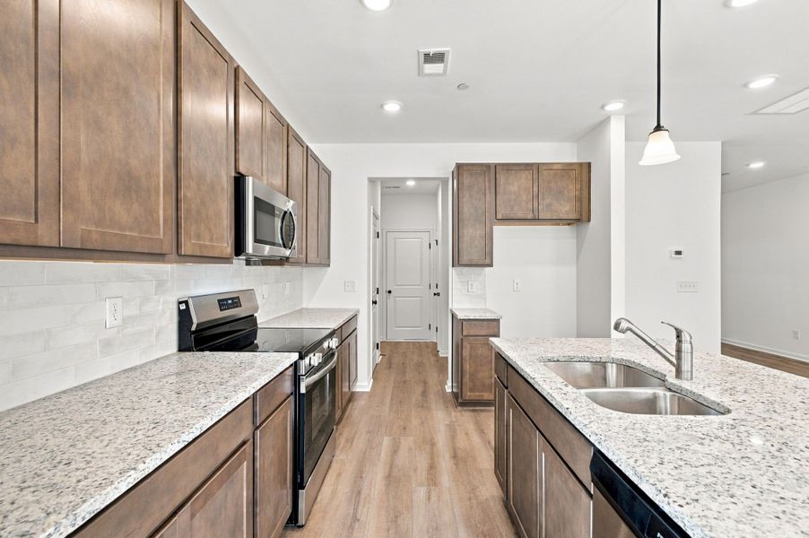 Furnished interior view inside a new home in Laurelwood Park, Gallatin (Image 7).