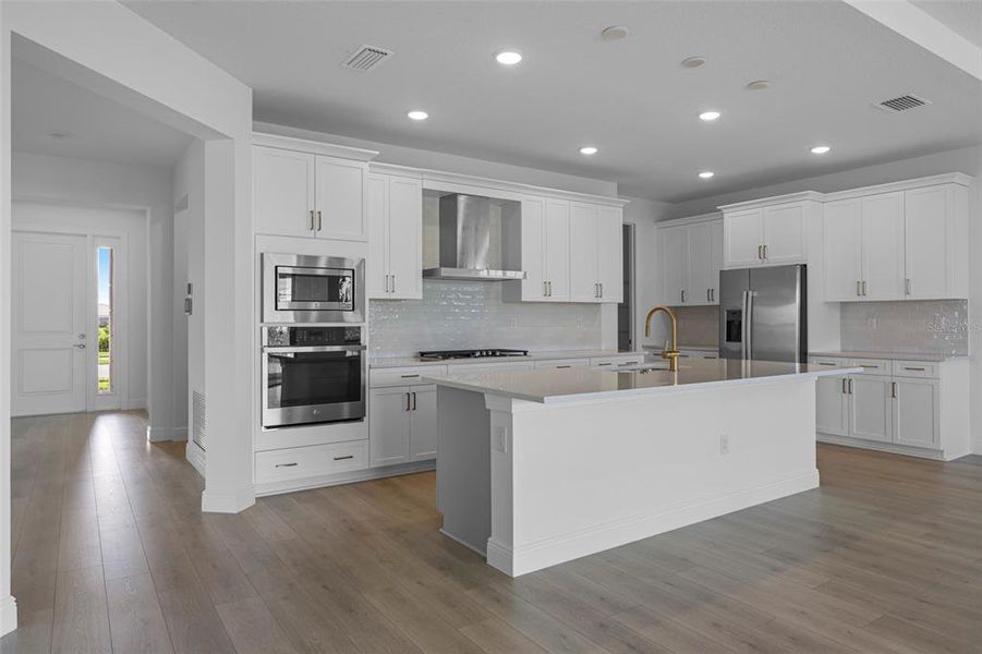 Furnished interior view inside a new home in Cresswind Lakewood Ranch, Lakewood Ranch (Image 16). Furnished interior view inside a new home in Cresswind Lakewood Ranch, Lakewood Ranch (Image 16).