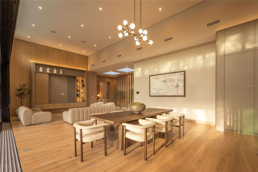 Furnished interior view inside a new home in , Orlando (Image 7).