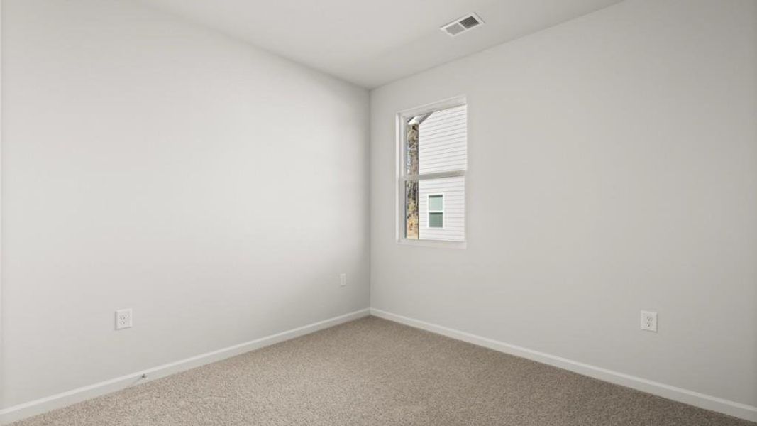 Spacious, unfurnished interior of a new home in Creekview, Atlanta (Image 9).