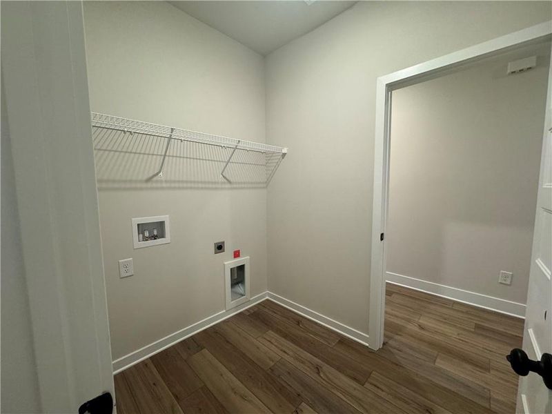 Spacious, unfurnished interior of a new home in Rosewood Lake Preserve, Hoschton (Image 18).