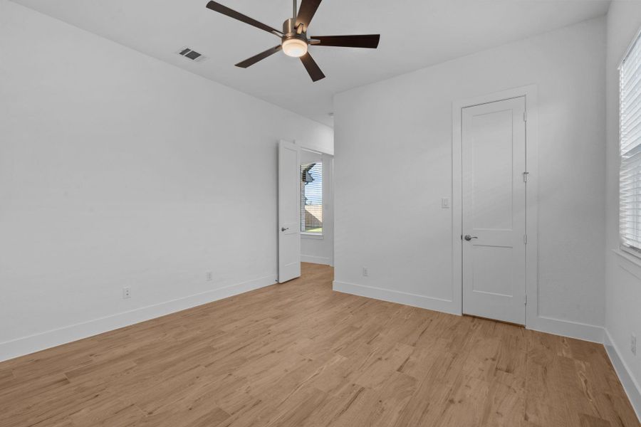 **Photos are representative of the floor plan and not of the actual home**