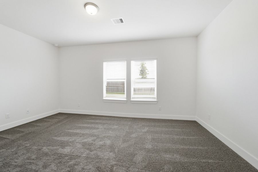 Spacious, unfurnished interior of a new home in Harvest Pointe, Needville (Image 49).