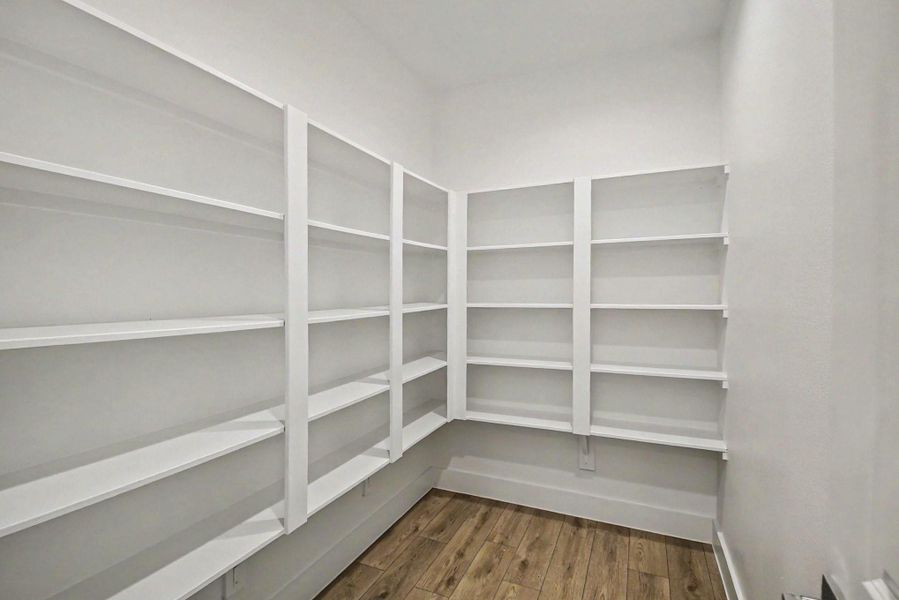 Spacious, unfurnished interior of a new home in , Houston (Image 19).
