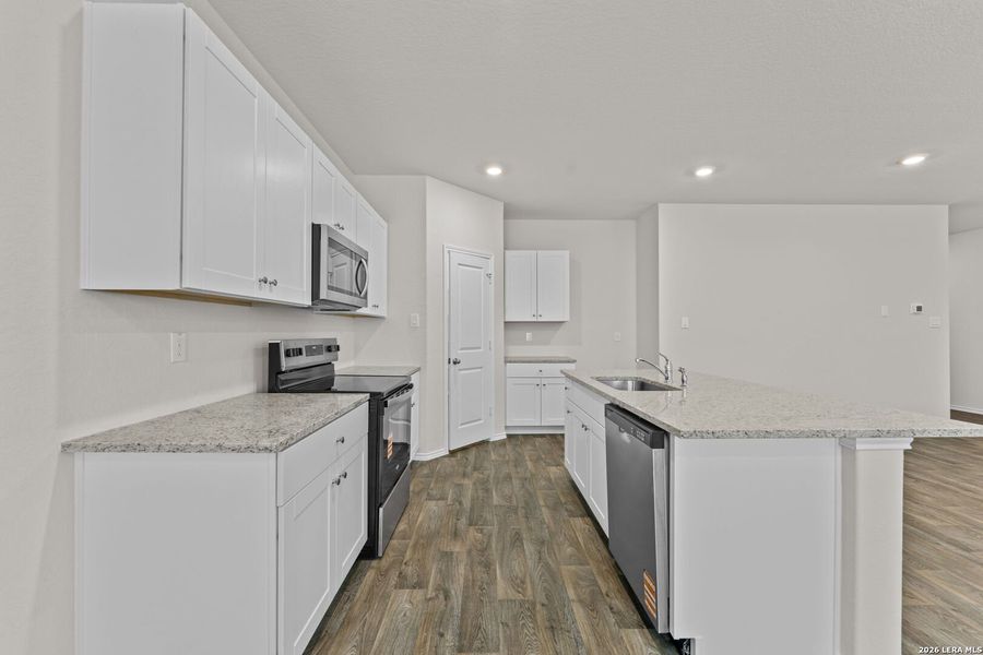 Furnished interior view inside a new home in Laurel Vistas, San Antonio (Image 5).