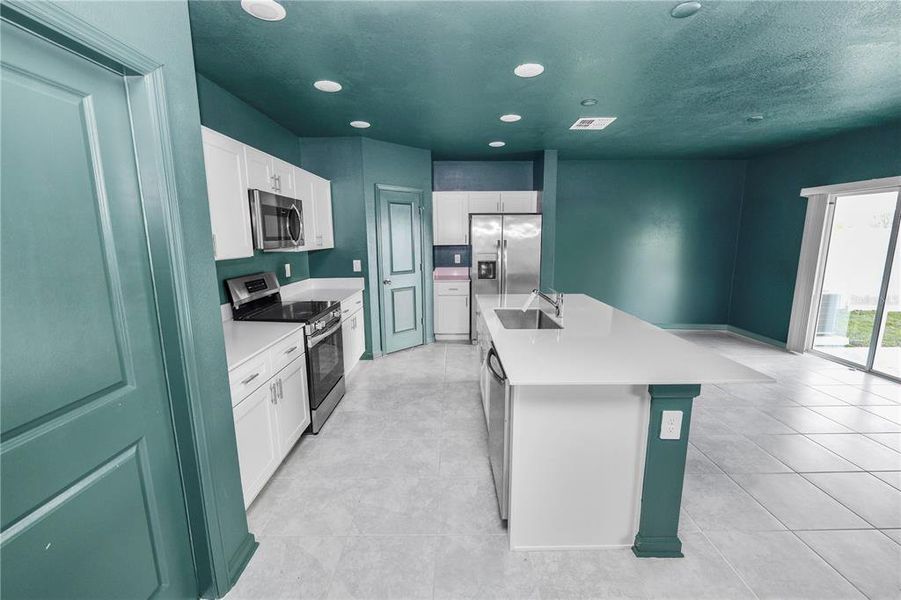 Furnished interior view inside a new home in Ranches at Lake McLeod, Eagle Lake (Image 7).