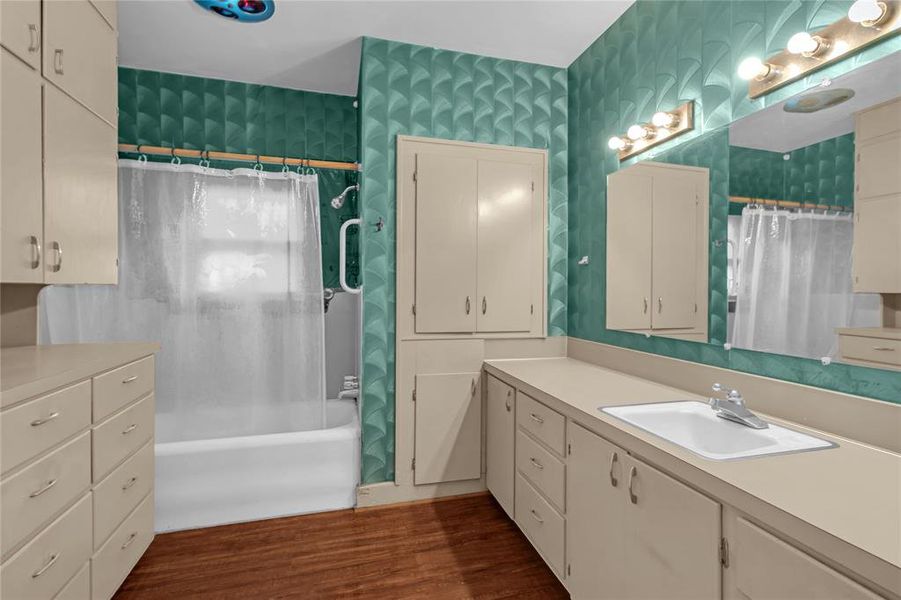 Guest Bathroom
