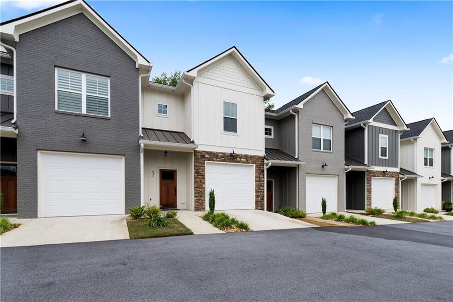 Front exterior of a new home in , Rome, GA, highlighting curb appeal (Image 22). Front exterior of a new home in , Rome, GA, highlighting curb appeal (Image 22).