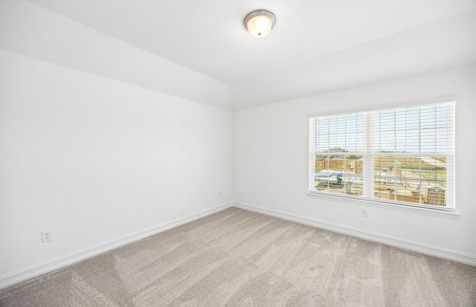 Spacious, unfurnished interior of a new home in Pinnacle at Legacy Hills, Celina (Image 16).