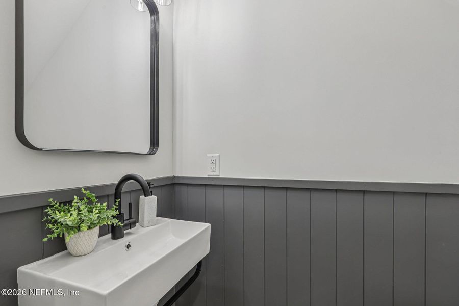 Close-up of interior finishes inside a home in , Jacksonville (Image 21).