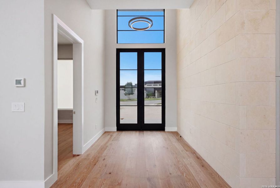 Spacious, unfurnished interior of a new home in , San Antonio (Image 43). Spacious, unfurnished interior of a new home in , San Antonio (Image 43).