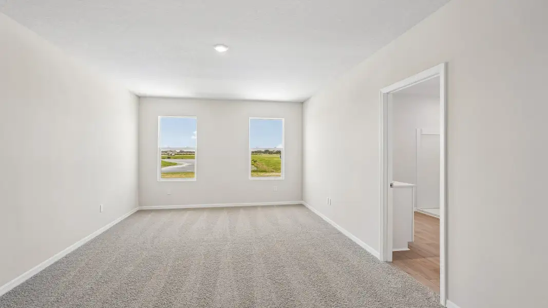 Representative unfurnished interior of a home built from the Hayden by D.R. Horton in Pinellas County Spot Lots, Pinellas Park (Image 18).