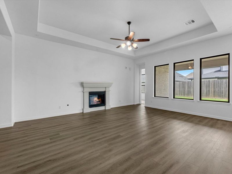 Spacious, unfurnished interior of a new home in Oakwood Estates, Waller (Image 19). Spacious, unfurnished interior of a new home in Oakwood Estates, Waller (Image 19).
