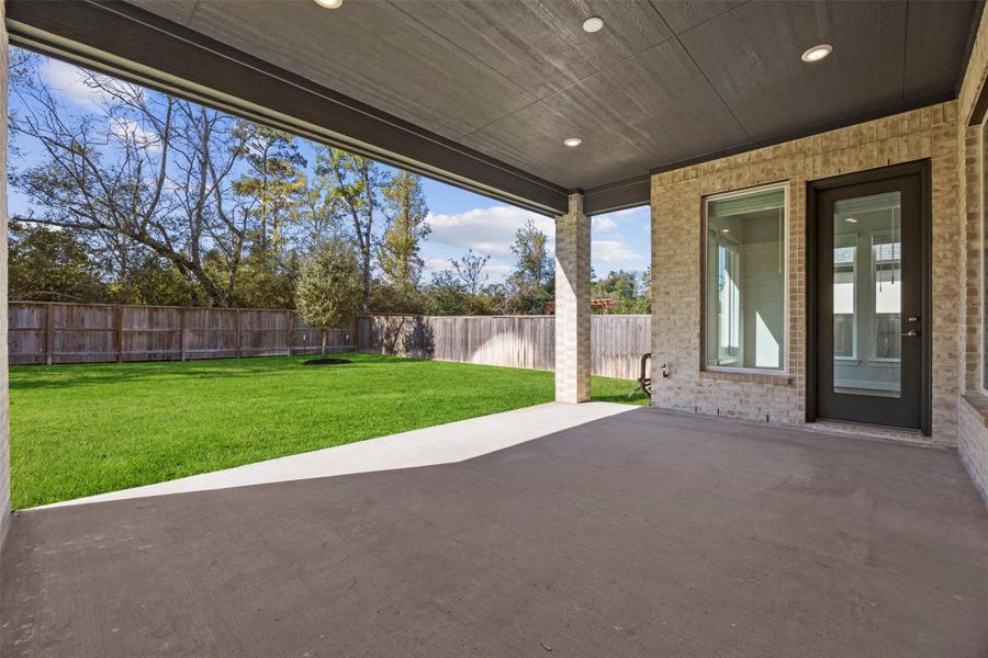 Exterior details and patio area of a home in , Tomball (Image 23). Exterior details and patio area of a home in , Tomball (Image 23).