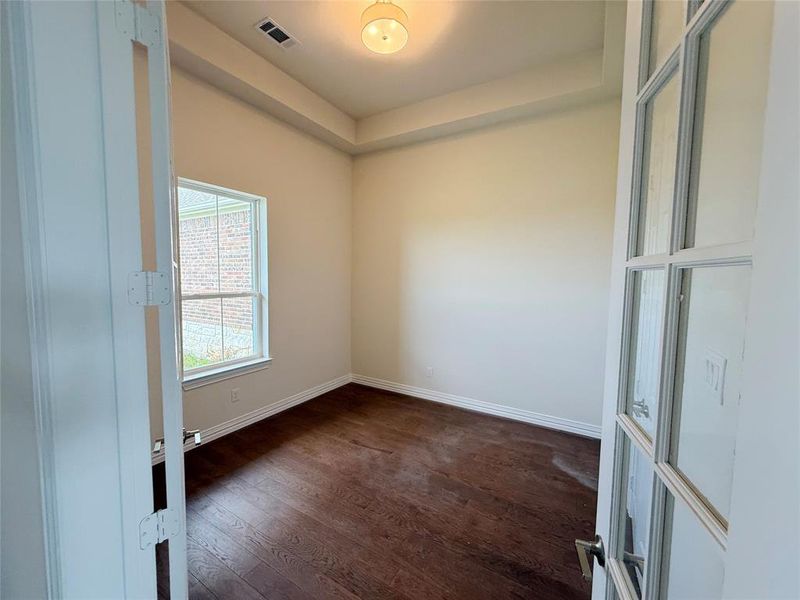 Spacious, unfurnished interior of a new home in Calhoun Acres, Azle (Image 20).