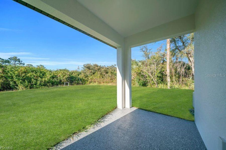Exterior details and patio area of a home in , Lehigh Acres (Image 3).