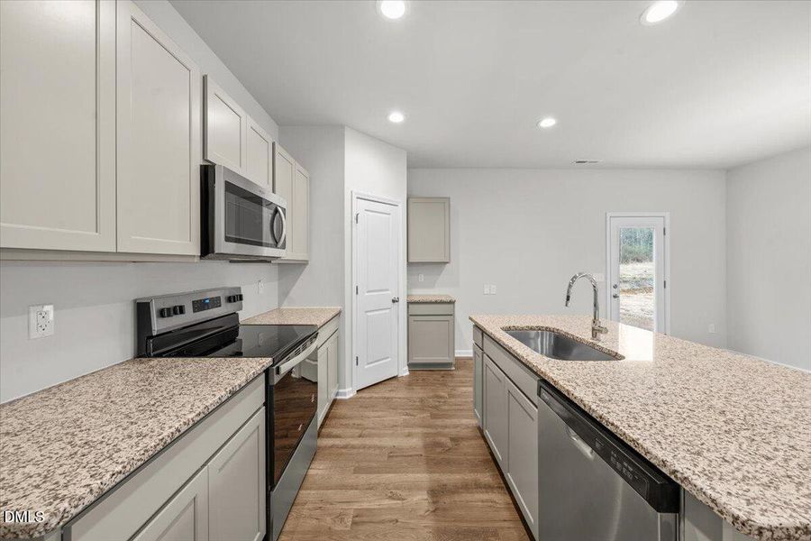 Fay_Stout_17 (13)1 Fay_Stout_17 (13)1