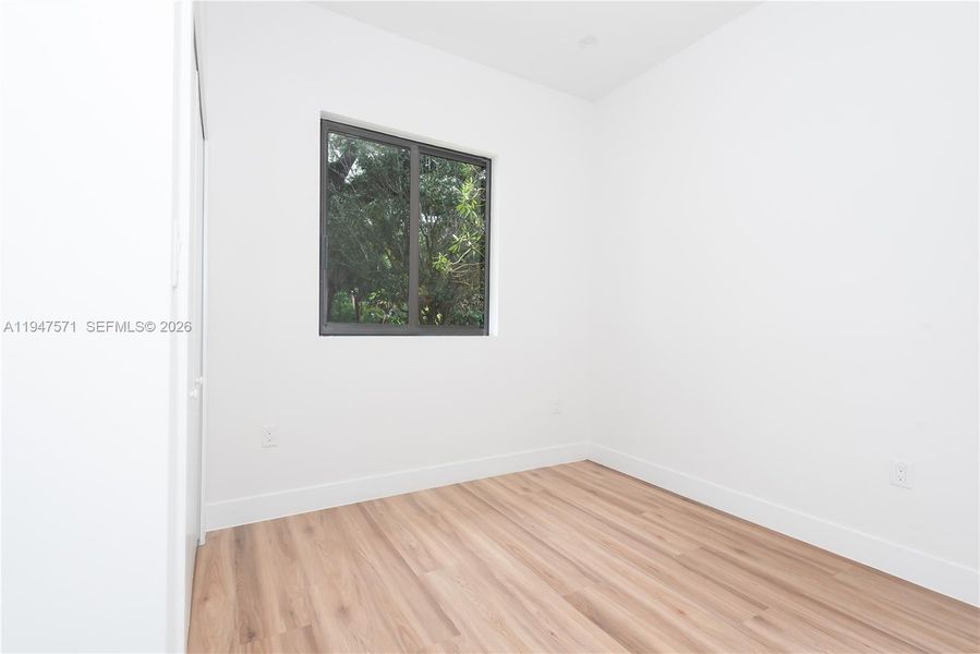 Spacious, unfurnished interior of a new home in , Miami (Image 29).