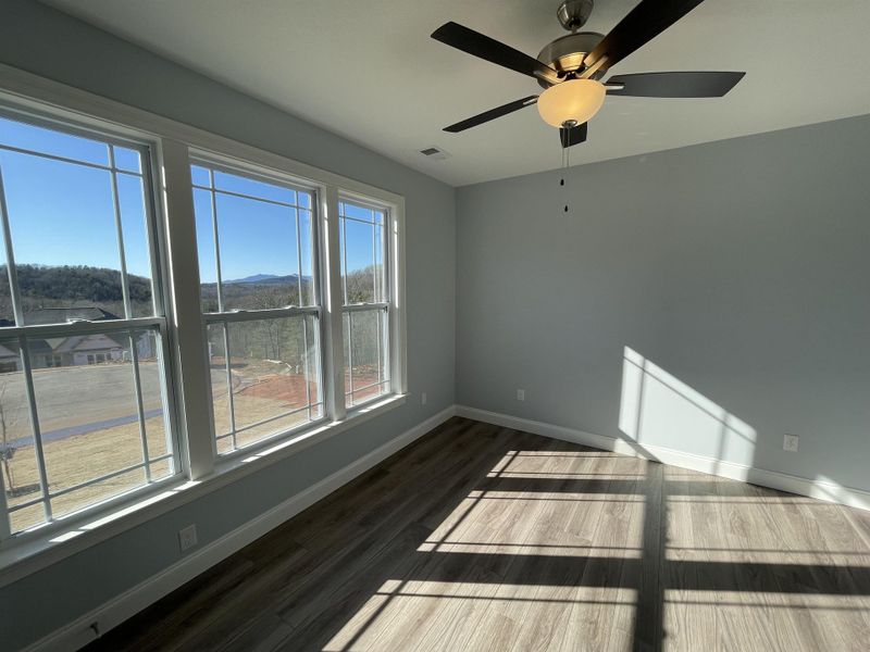 Spacious, unfurnished interior of a new home in Pointe Summit, Slater-Marietta (Image 13).