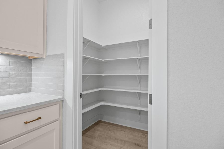 *PHOTO IS REPRESENTATIVE OF FLOORPLAN ONLY* *PHOTO IS REPRESENTATIVE OF FLOORPLAN ONLY*