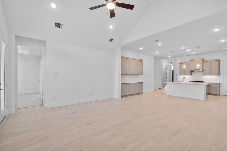 **Photos are representative - not of actual home** **Photos are representative - not of actual home**