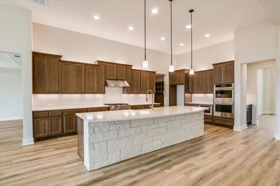Representative furnished interior of a home built from the Avalon by Giddens Homes in Scofield Farms Estates, Georgetown (Image 121).
