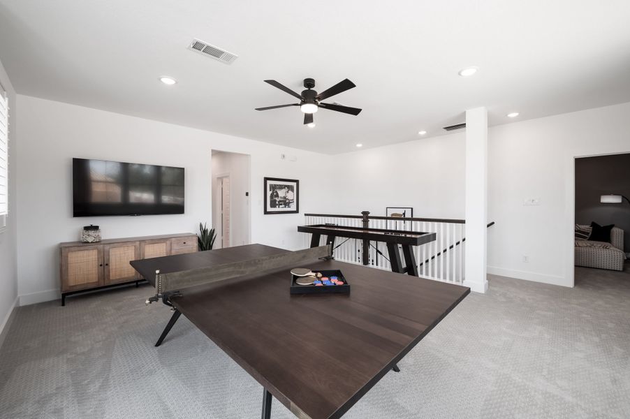 Representative furnished interior of a home built from the Wren by Tri Pointe Homes in Oakhill Reserve, Tomball (Image 26).