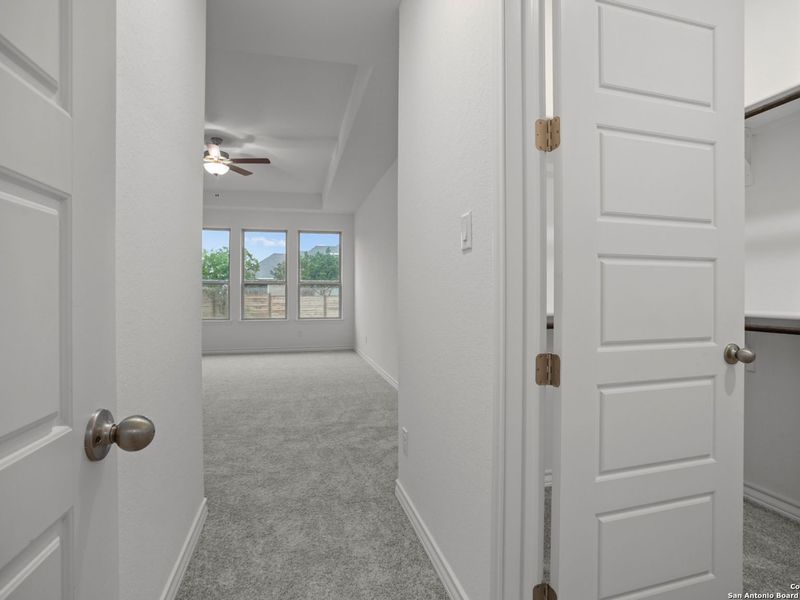 Spacious, unfurnished interior of a new home in Potranco Oaks, Castroville (Image 30). Spacious, unfurnished interior of a new home in Potranco Oaks, Castroville (Image 30).