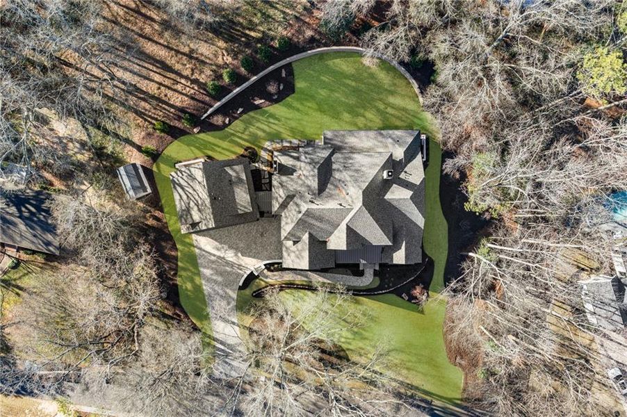 Exterior details and patio area of a home in , Alpharetta (Image 30).