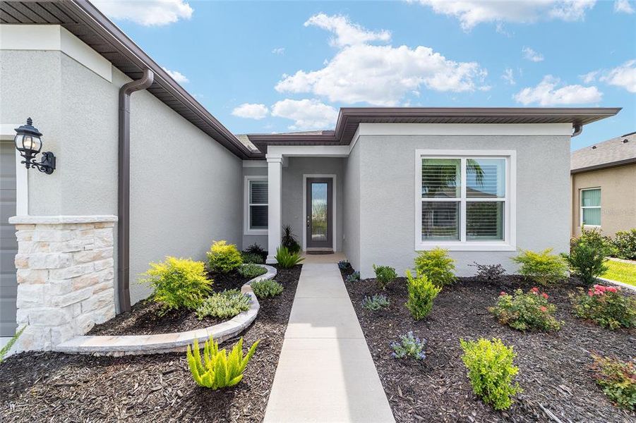 Front exterior of a new home in , Ocala, FL, highlighting curb appeal (Image 19).