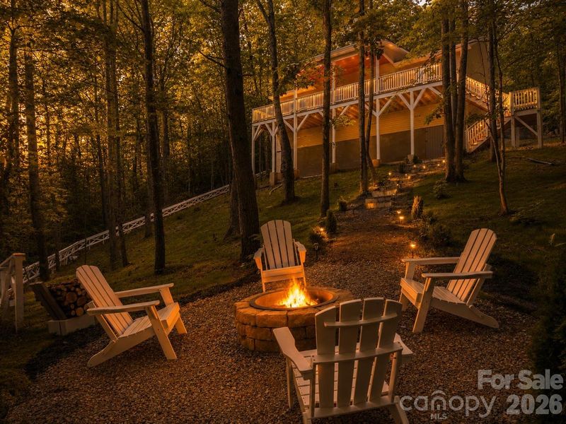 Community amenities in , Franklin (Image 28).