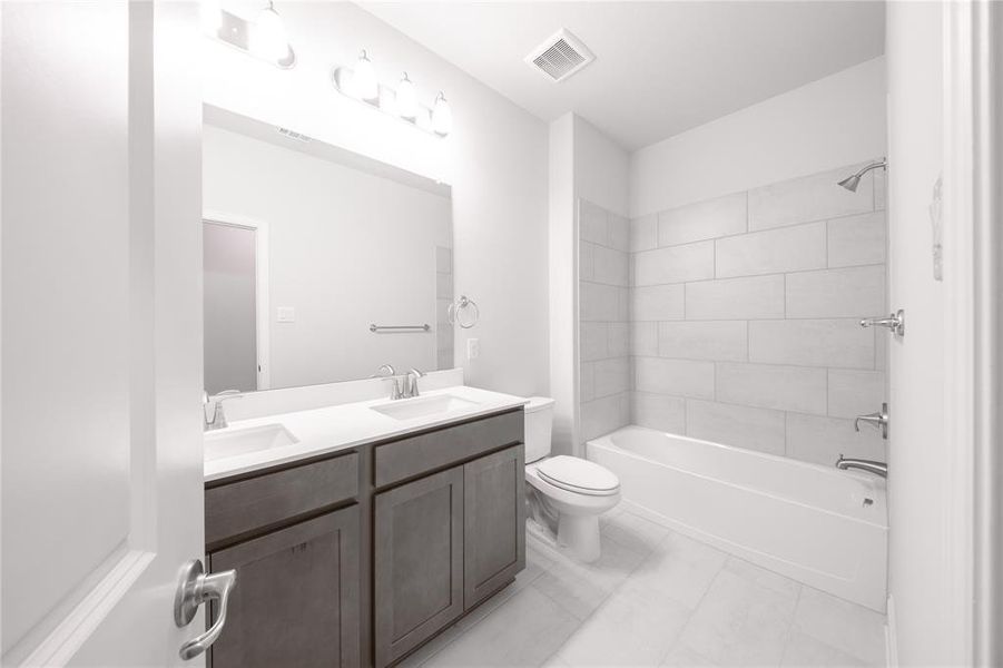 Furnished interior view inside a new home in Goodland: Overlook 60', Midlothian (Image 6).