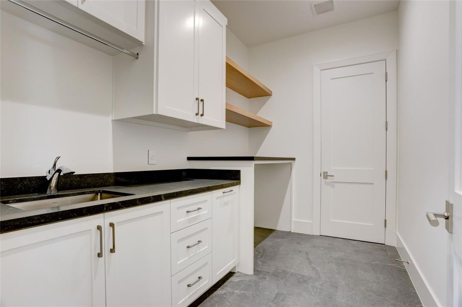 Furnished interior view inside a new home in , Houston (Image 13).