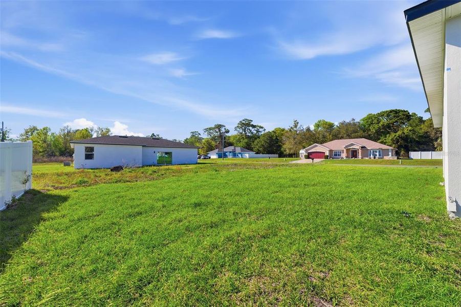 Exterior details and patio area of a home in , Ocala (Image 22).