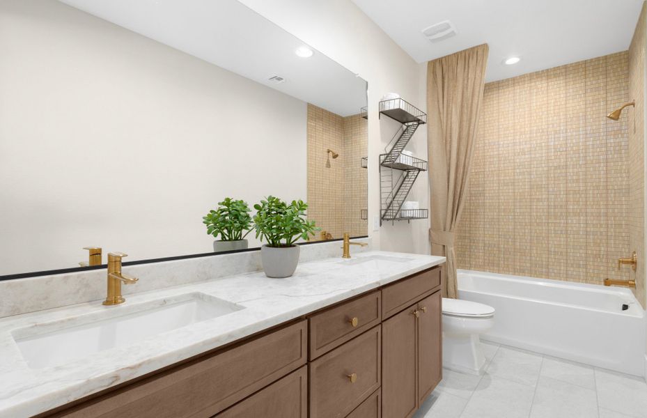 Representative furnished interior of a home built from the Novara by Pulte Homes in Upper Canyon, Phoenix (Image 15). Representative furnished interior of a home built from the Novara by Pulte Homes in Upper Canyon, Phoenix (Image 15).