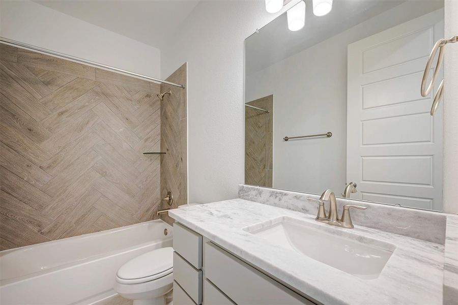 Furnished interior view inside a new home in Lago Mar, Texas City (Image 10). Furnished interior view inside a new home in Lago Mar, Texas City (Image 10).