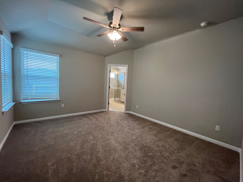 Image 7 of a home in Sage Hollow.