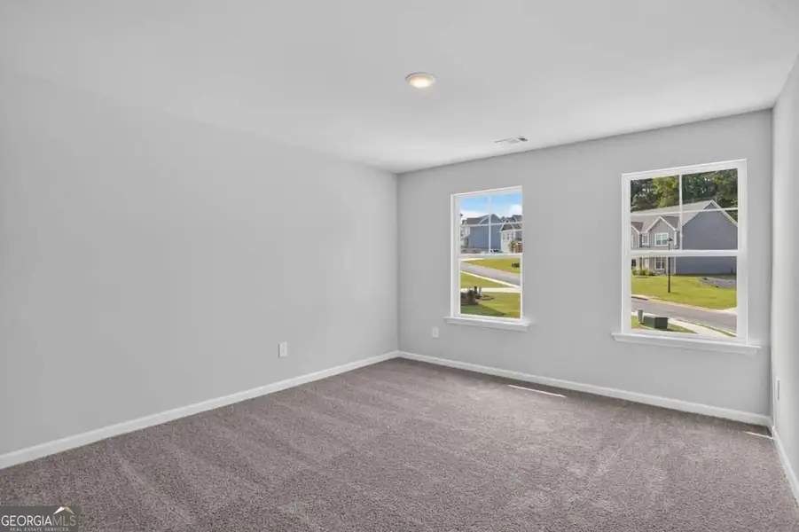 Spacious, unfurnished interior of a new home in Austin Ridge, Commerce (Image 26).