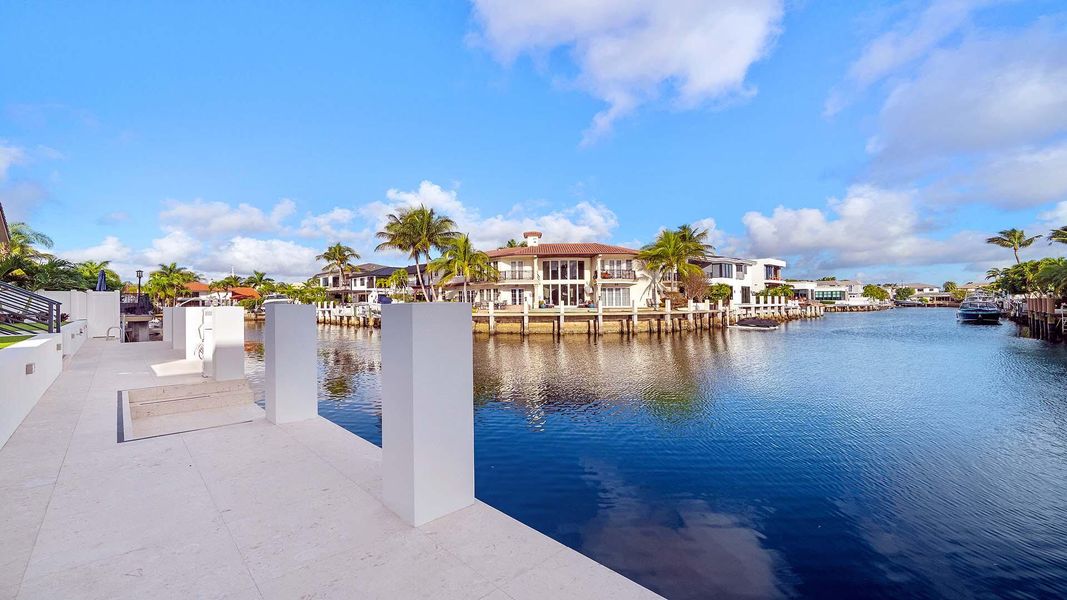 721 NE Marine Dr (42)