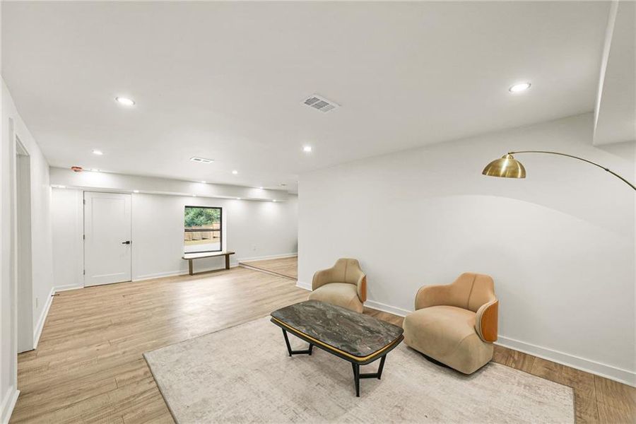 Furnished interior view inside a new home in , Atlanta (Image 55).