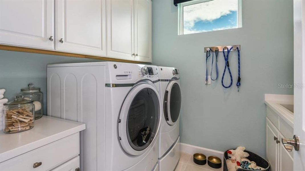 Image 33 of a home in Esplanade at Azario Lakewood Ranch.