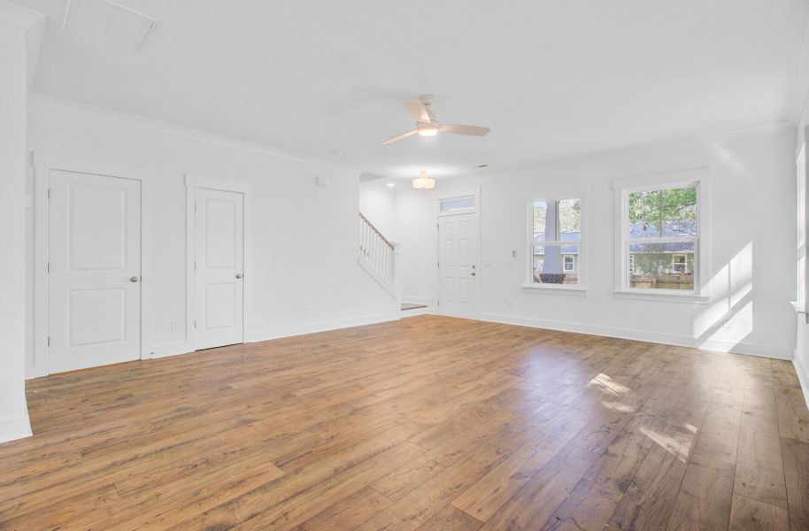 Spacious, unfurnished interior of a new home in , Charleston (Image 20).