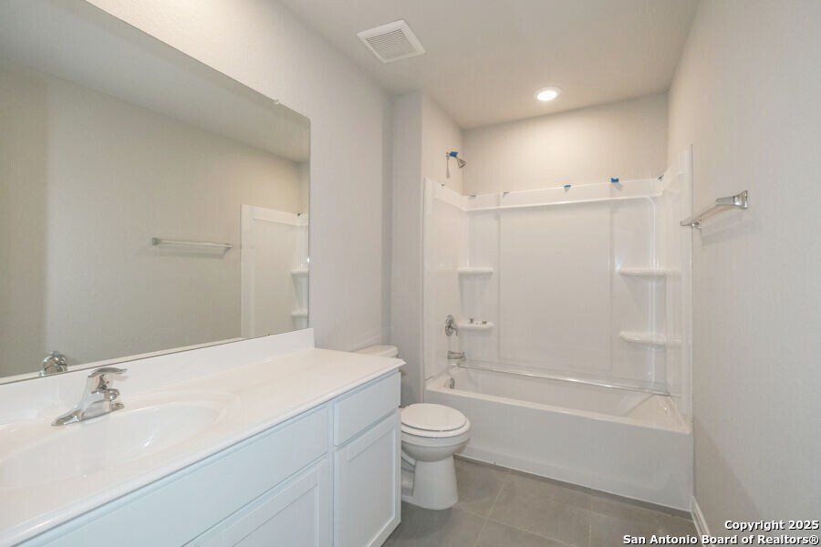 Furnished interior view inside a new home in Summer Hills, San Antonio (Image 3).