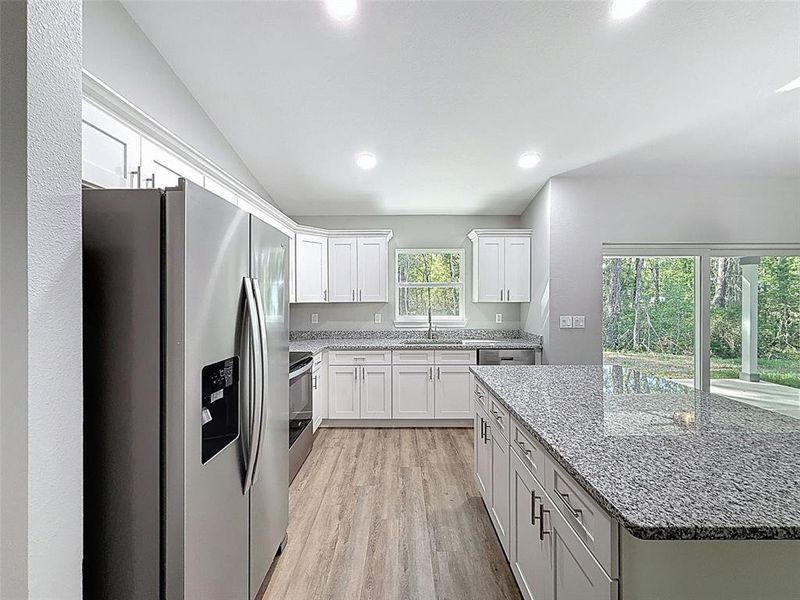 Furnished interior view inside a new home in , Dunnellon (Image 28).