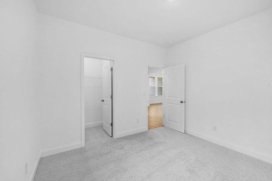 Spacious, unfurnished interior of a new home in Stratford Hills, Ball Ground (Image 19).