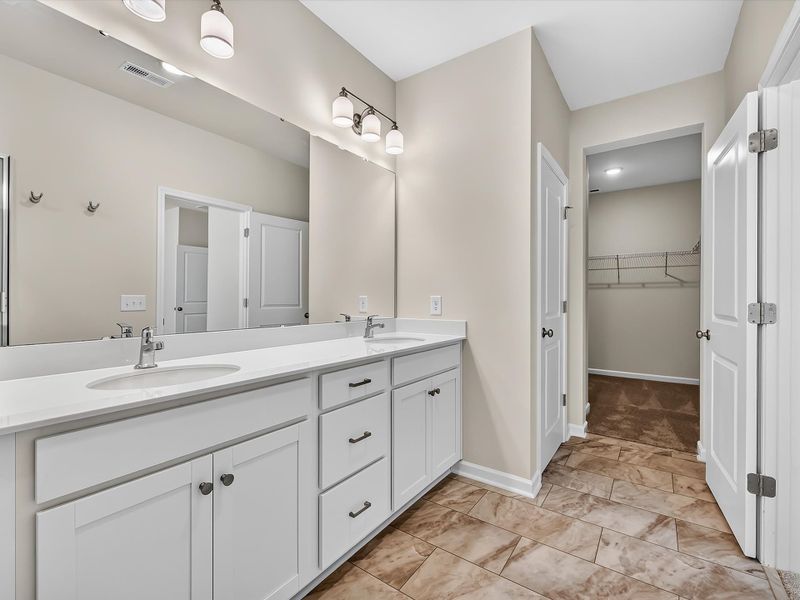 Owner's Bath Owner's Bath